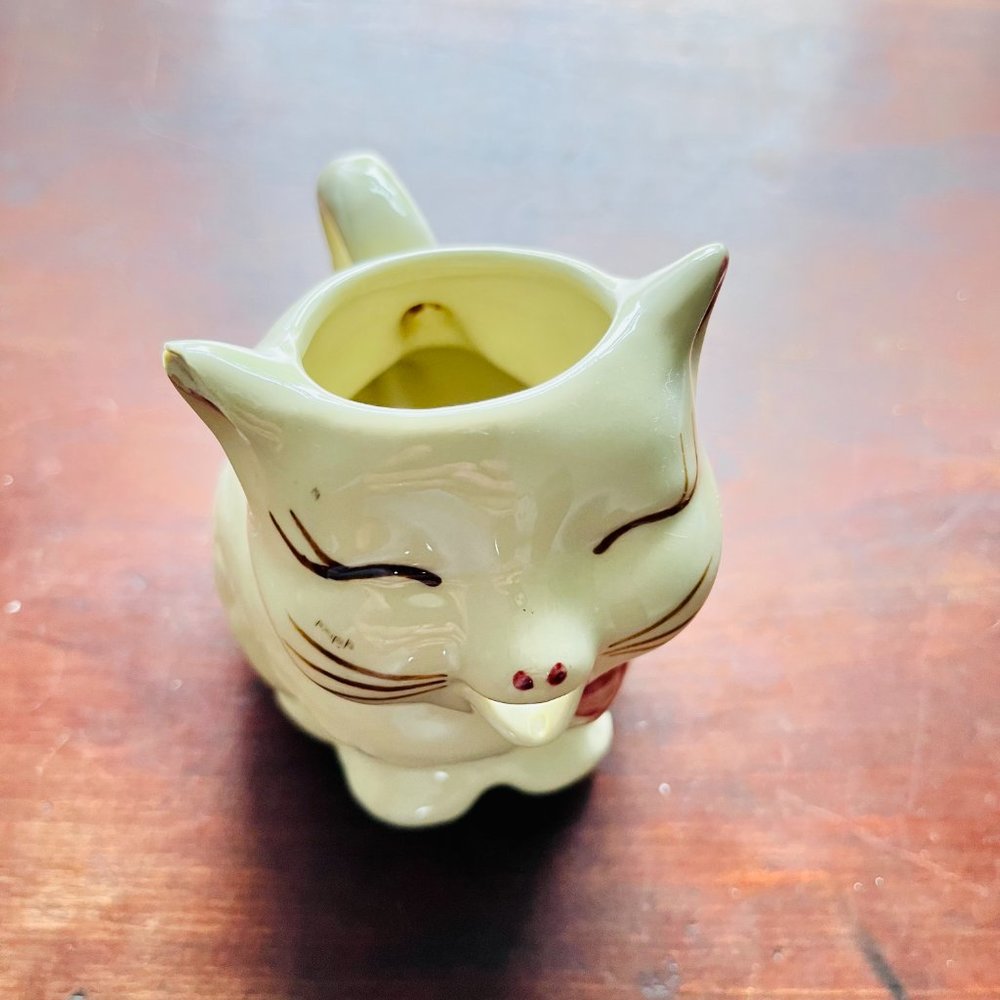 Vintage Shawnee Pottery Puss n Boots Creamer Milk Pitcher 1940’s Kitty Cat Shape - Picture 2 of 5